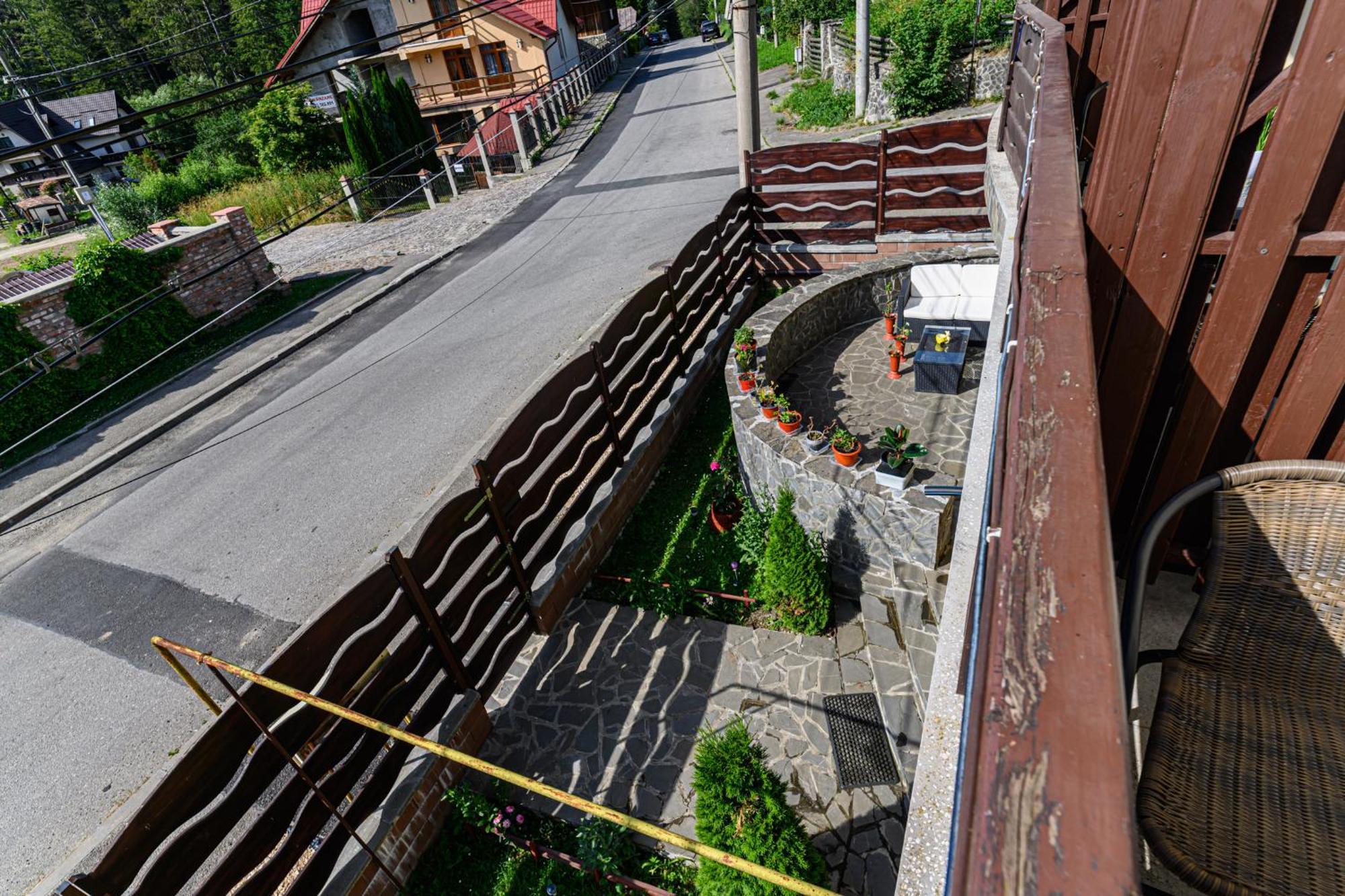 Hotel Casa Ramino Buşteni Esterno foto