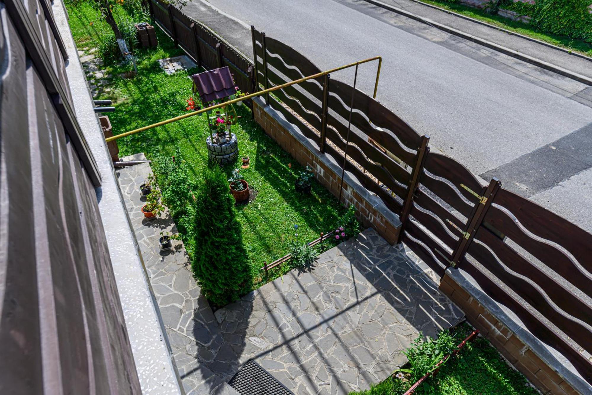 Hotel Casa Ramino Buşteni Esterno foto
