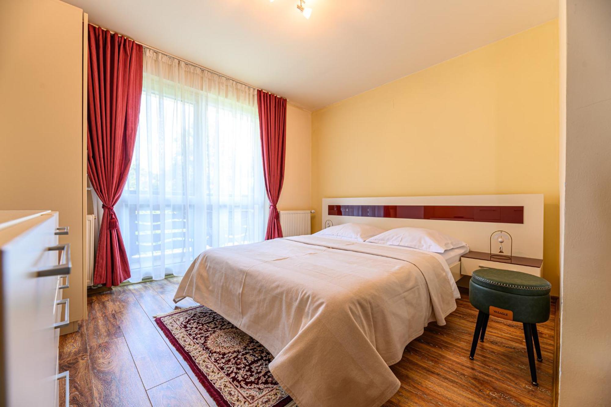 Hotel Casa Ramino Buşteni Esterno foto